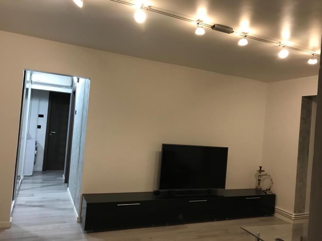 Elegant & Silver Luxury Apartament 克拉奥华 外观 照片